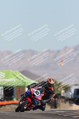 media/Oct-30-2025-Racers Edge (Thu) [[dabbdaf680]]/2-A Group/Session 2 (Turn 16)/